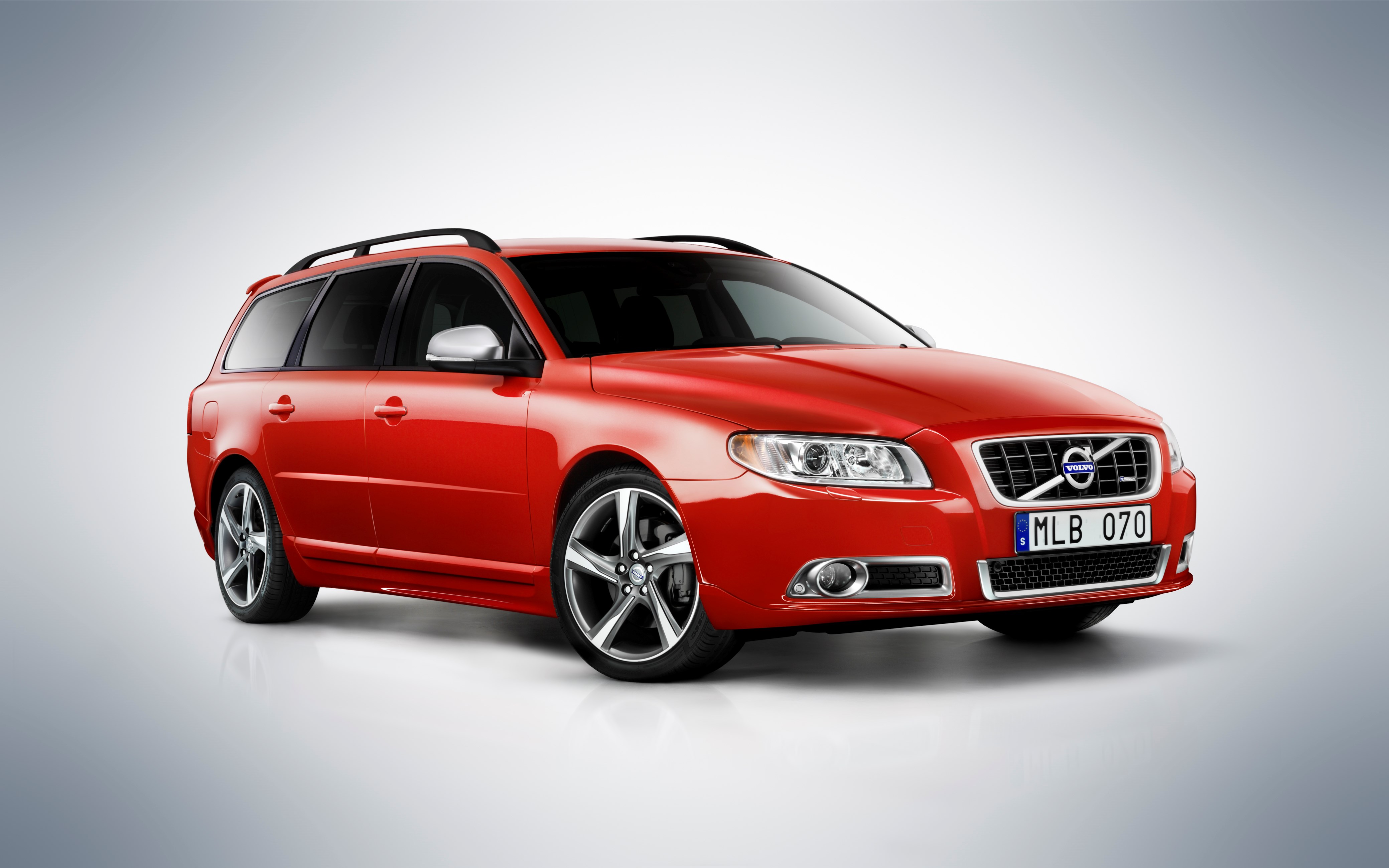 Вольво универсал. Вольво v80 универсал. Volvo v70 r-Design. Volvo s80 универсал. Вольво с 80 универсал.